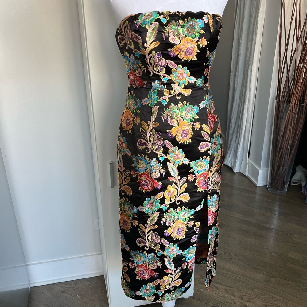 NWT. Ganni Jacquard Strapless Midi Dress.